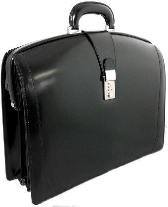 <span class="smallTextProdInfo">[RNE120]</span> - Brunelleschi Briefcase in cow leather - Radica Black