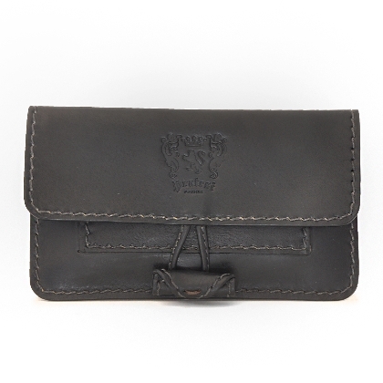 <span class="smallTextProdInfo">[BNE033]</span> - Tabacco Holder in cow leather - Bruce Black