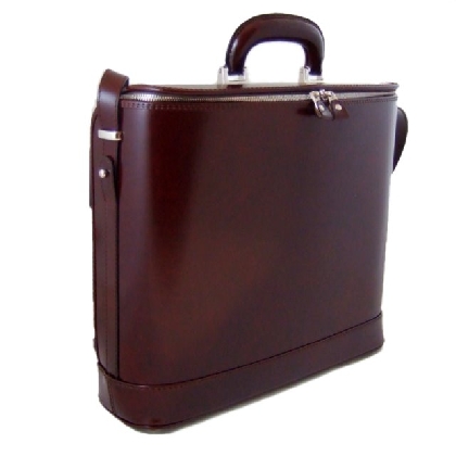 <span class="smallTextProdInfo">[RCF116/15]</span> - Raffaello Laptop Bag 15 in cow leather - Radica Coffee