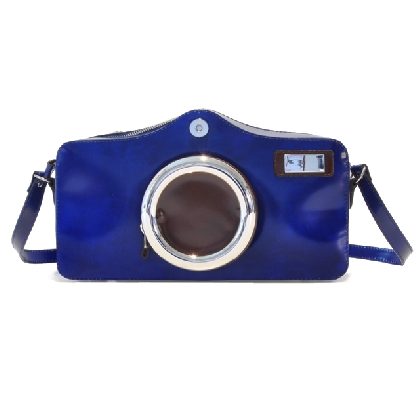 <span class="smallTextProdInfo">[RBE444]</span> - Photocamera Radica Shoulder Bag in cow leather - Radica Electric Blue