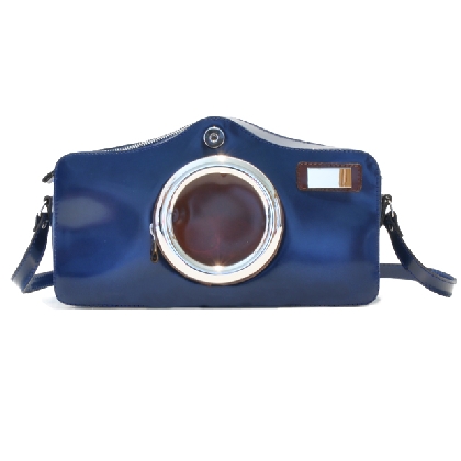 <span class="smallTextProdInfo">[RBL444]</span> - Photocamera Radica Shoulder Bag in cow leather - Radica Blue