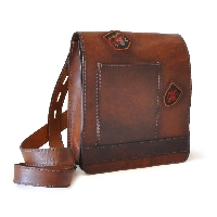 Messanger Medium Cross-Body Bag in cow leather